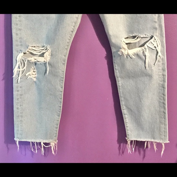 Levi Strauss Button Fly Distressed Jeans - Picture 3 of 9